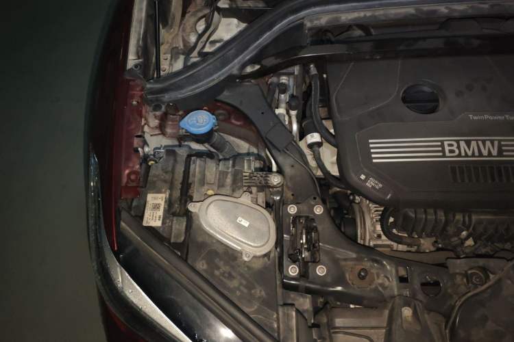 Used BMW X1 2021 sDrive20Li Fashion Model Engine Bay Right