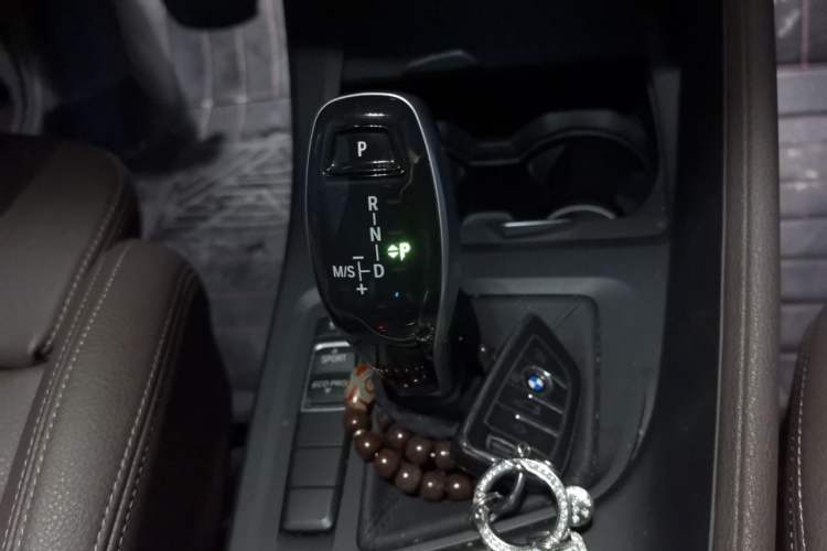 Used BMW X1 2021 sDrive25Li Leading Model Gear Lever
