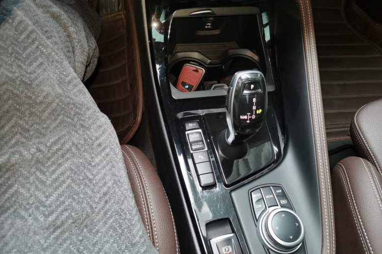 Used BMW X1 2021 sDrive20Li Premium Edition Gear Lever