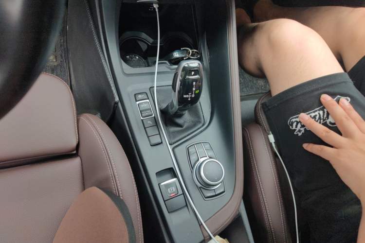 Used BMW X1 2021 Restyled sDrive25Li Leading Edition Gear Lever