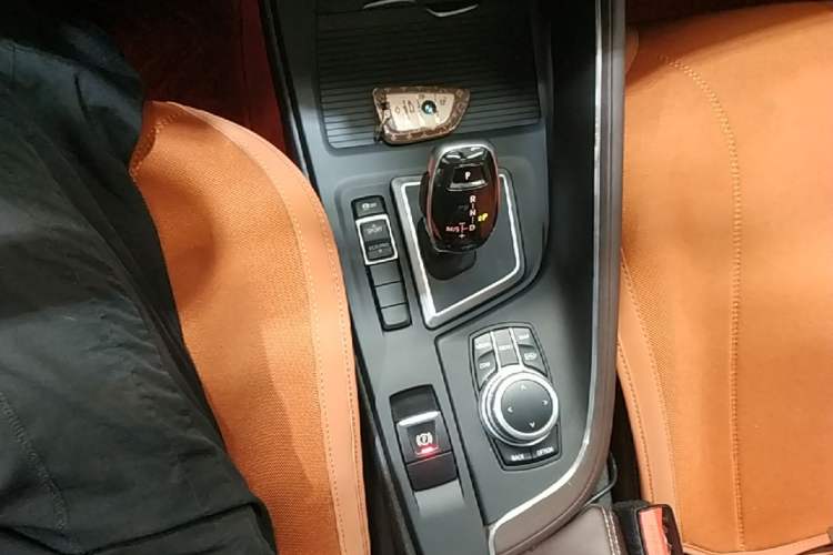 Used BMW X1 2021 sDrive25Li Leading Model Gear Lever