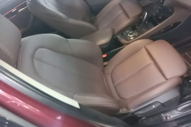 Used BMW X1 2021 sDrive20Li Premium Edition Right Front Seat