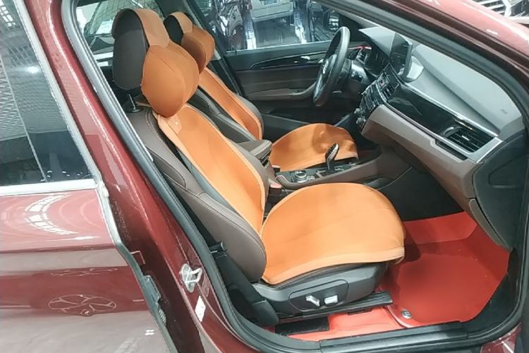 Used BMW X1 2021 sDrive25Li Leading Model Right Front Seat