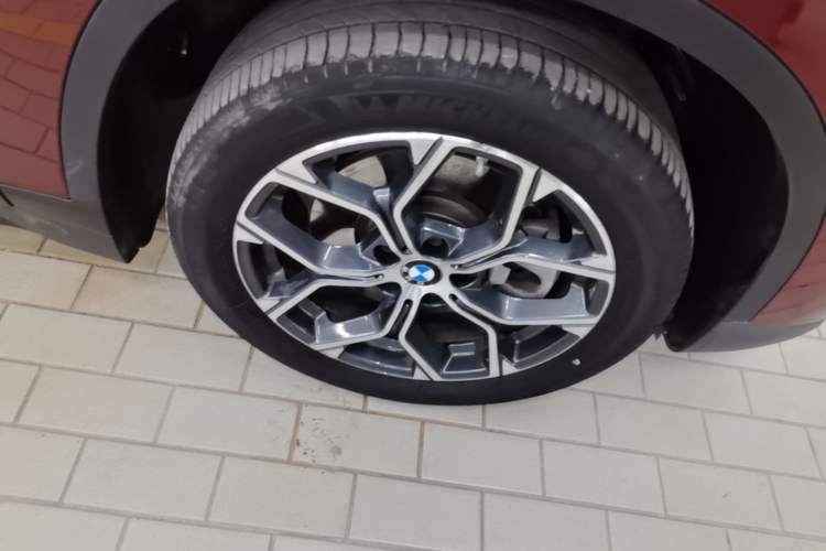 Used BMW X1 2021 sDrive25Li Leading Model Right Front Wheel Hub