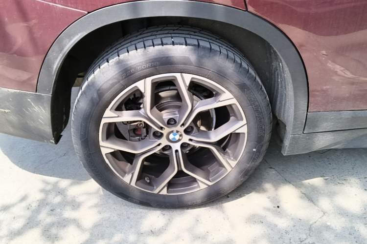 Used BMW X1 2021 Restyled sDrive25Li Leading Edition Right Rear Wheel Hub