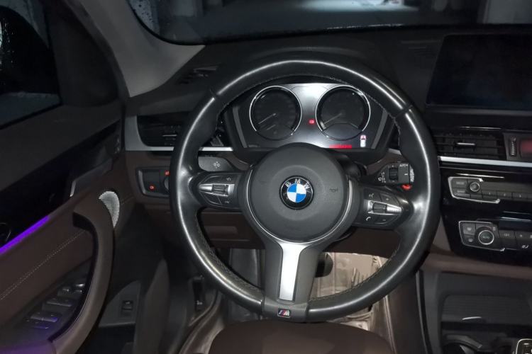 Used BMW X1 2021 sDrive25Li Leading Model Steering Wheel