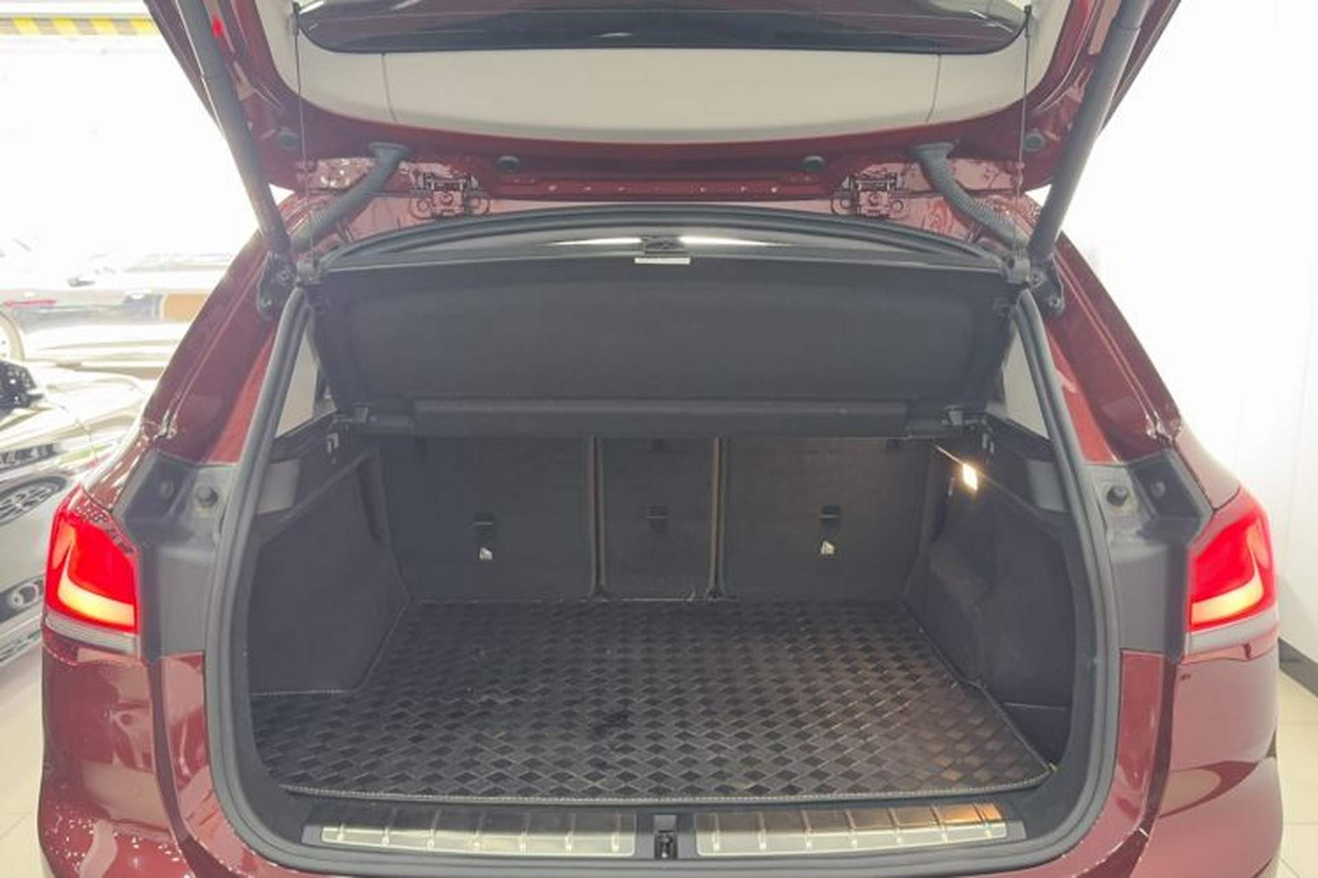 Used BMW X1 2021 sDrive25Li Leading Model Trunk