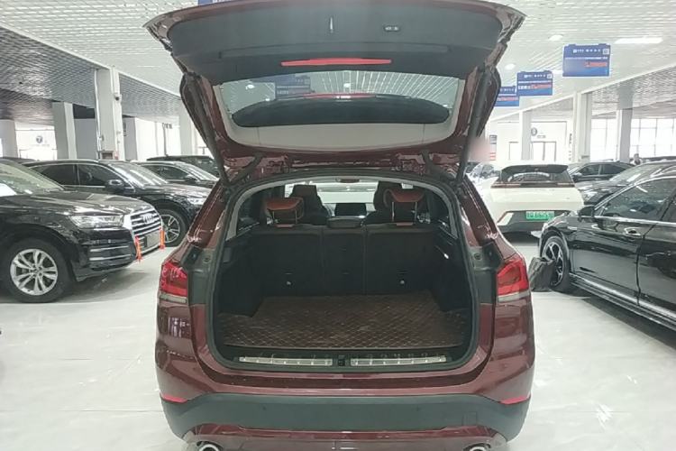 Used BMW X1 2021 sDrive25Li Leading Model Trunk