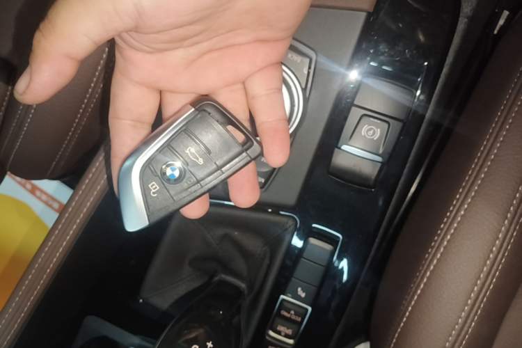 Used BMW X1 2021 sDrive20Li Premium Edition Vehicle Key
