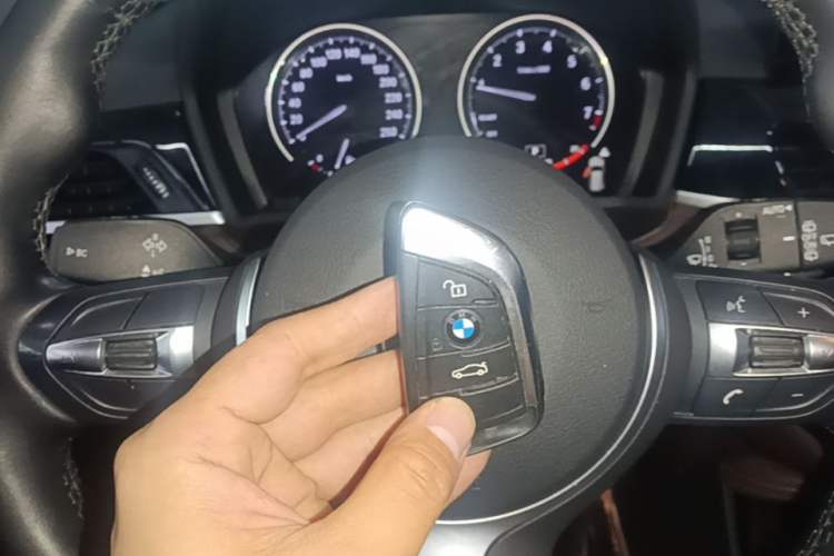 Used BMW X1 2021 sDrive20Li Premium Edition Vehicle Key