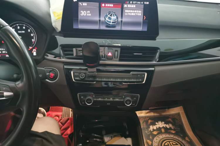 Used BMW X1 2021 sDrive20Li Premium Edition Audio And AC Panel