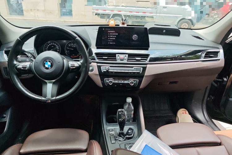 Used BMW X1 2021 Restyled sDrive25Li Leading Edition Center Console