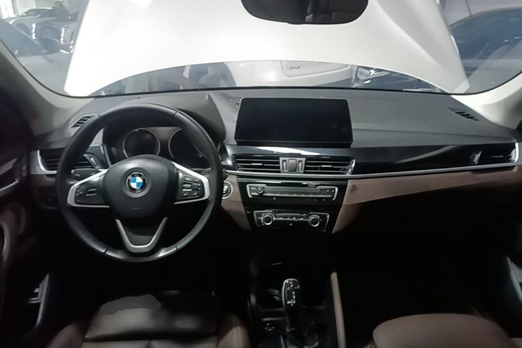 Used BMW X1 2021 Restyled sDrive20Li Fashion Version Center Console
