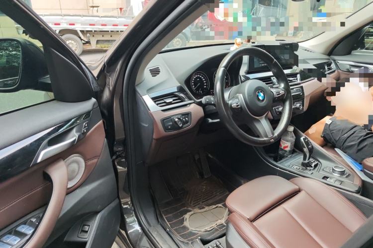 Used BMW X1 2021 Restyled sDrive25Li Leading Edition Driver Seat