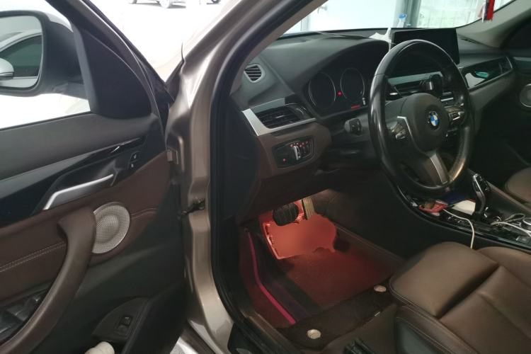 Used BMW X1 2021 sDrive20Li Premium Edition Driver Seat