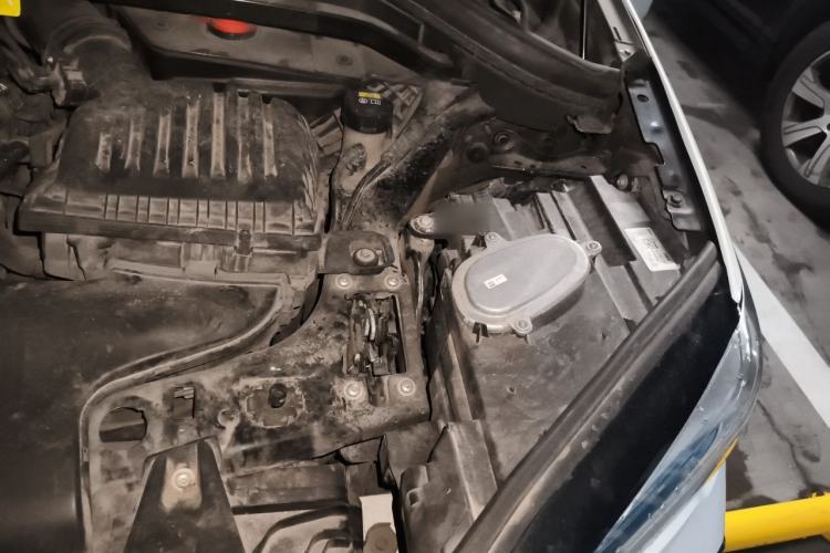 Used BMW X1 2021 Restyled sDrive20Li Premium Edition Engine Bay Left