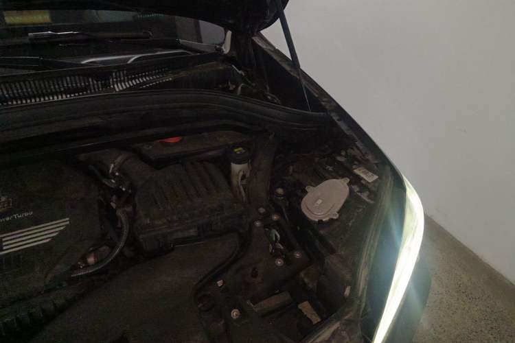 Used BMW X1 2021 Restyled sDrive20Li Premium Edition Engine Bay Left