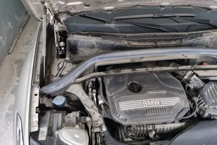 Used BMW X1 2021 sDrive20Li Premium Edition Engine Bay Right