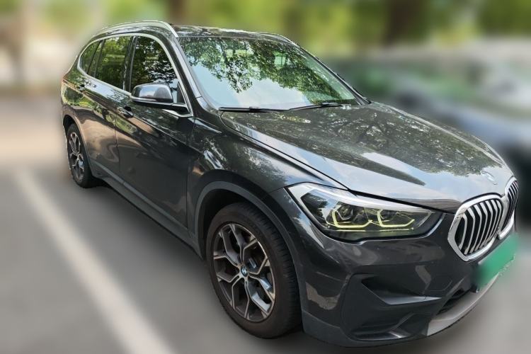 Used BMW X1 2021 Restyled sDrive25Li Leading Edition Front Right 45 Deg