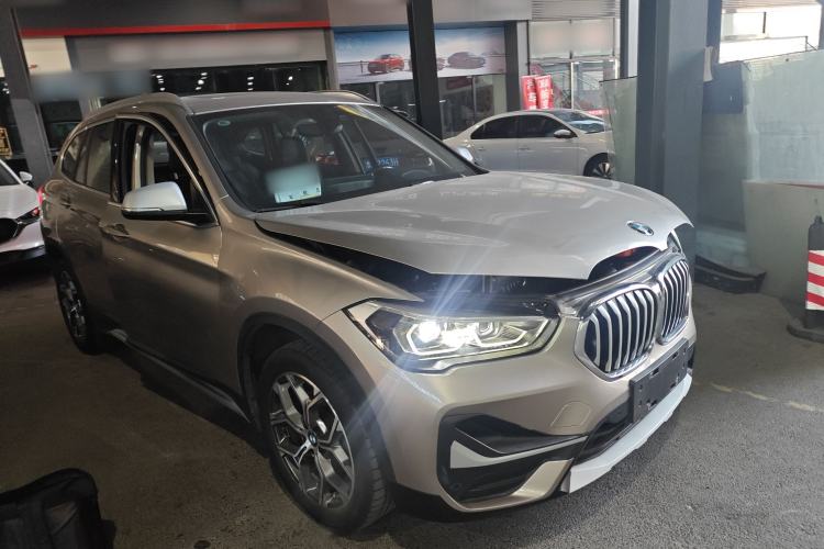 Used BMW X1 2021 Restyled sDrive20Li Fashion Version Front Right 45 Deg