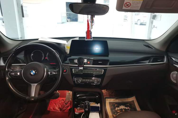Used BMW X1 2021 sDrive20Li Premium Edition Headliner