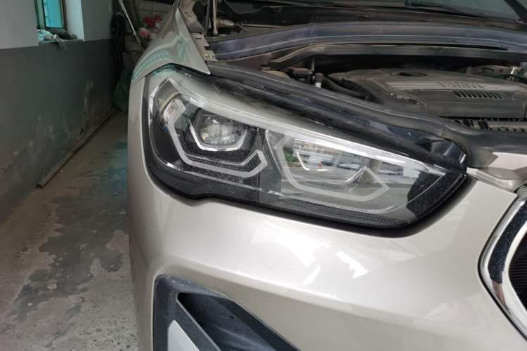Used BMW X1 2021 sDrive20Li Premium Edition Right Front Headlight