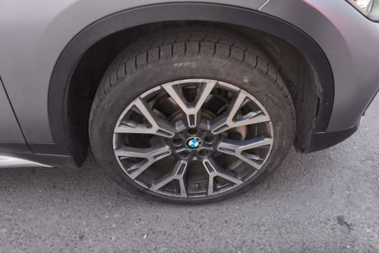 Used BMW X1 2021 xDrive25Li Luxury Model Right Front Wheel Hub