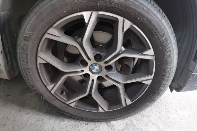 Used BMW X1 2021 sDrive20Li Premium Edition Right Front Wheel Hub