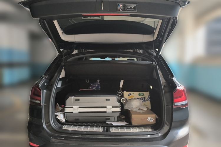 Used BMW X1 2021 sDrive25Li Leading Model Trunk