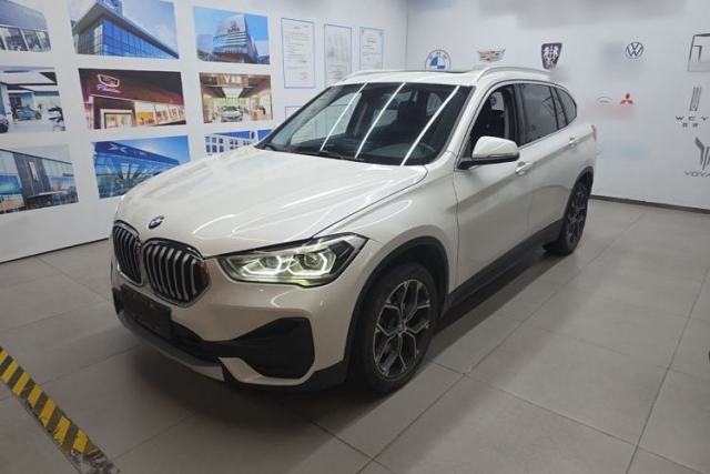BMW X1 2021 Restyled sDrive25Li Leading Edition с пробегом