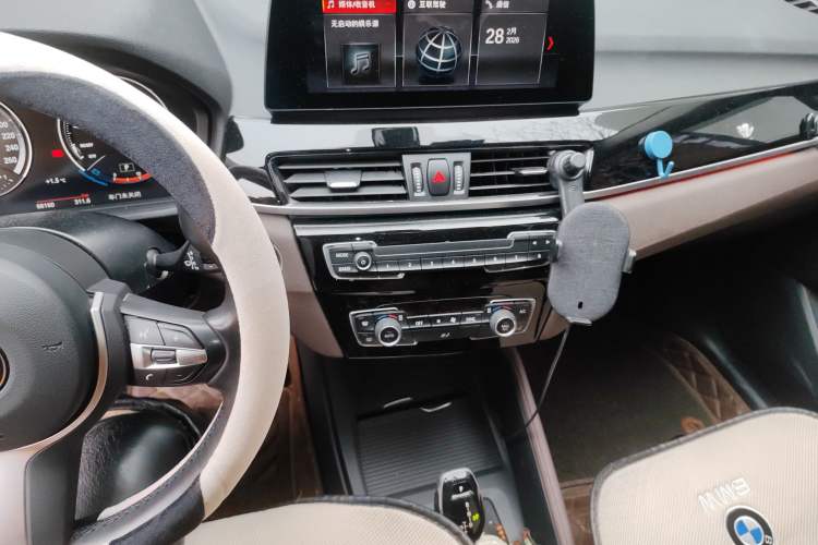 Used BMW X1 2021 sDrive25Li Leading Model Audio And AC Panel
