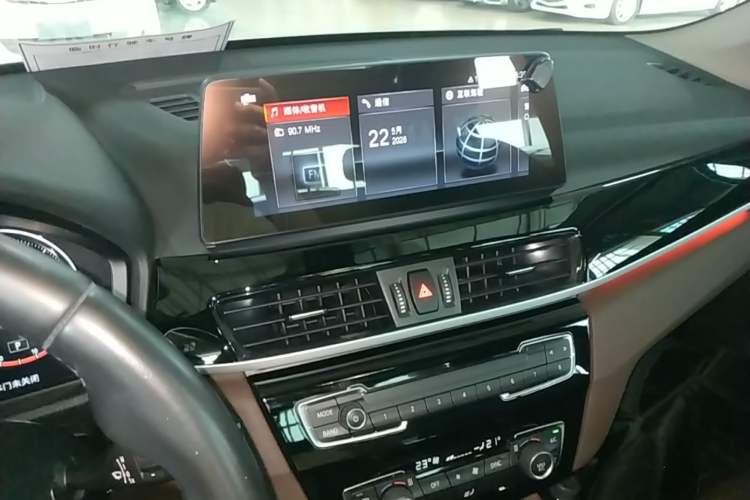 Used BMW X1 2021 sDrive25Li Leading Model Audio And AC Panel