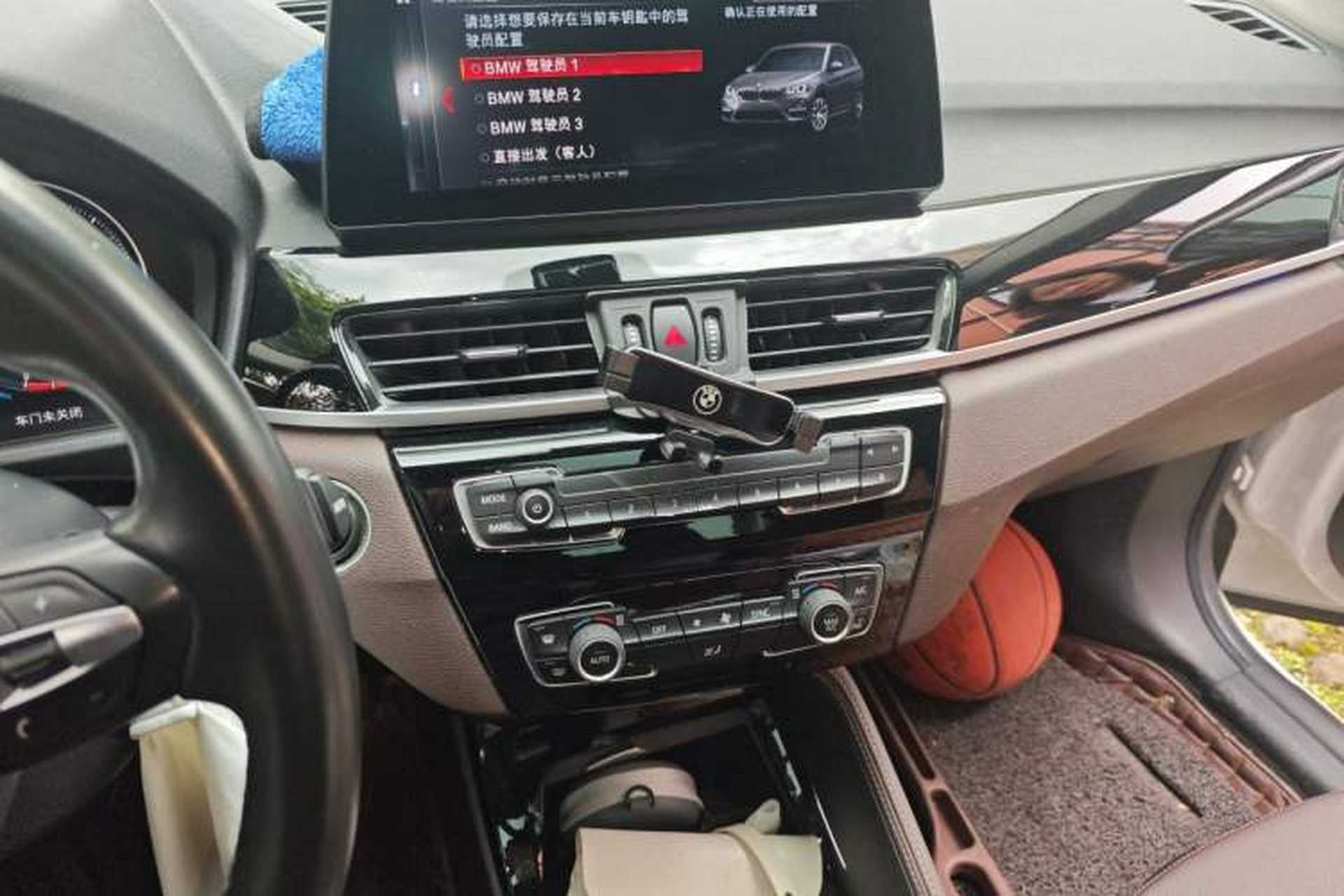 Used BMW X1 2021 sDrive20Li Premium Edition Audio And AC Panel