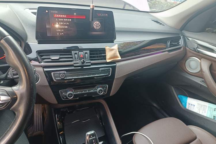 Used BMW X1 2021 sDrive20Li Premium Edition Audio And AC Panel
