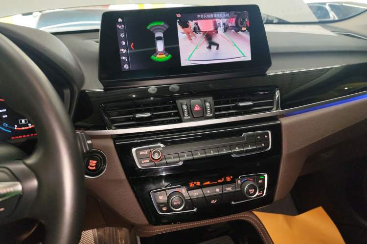 Used BMW X1 2021 sDrive20Li Premium Edition Audio And AC Panel