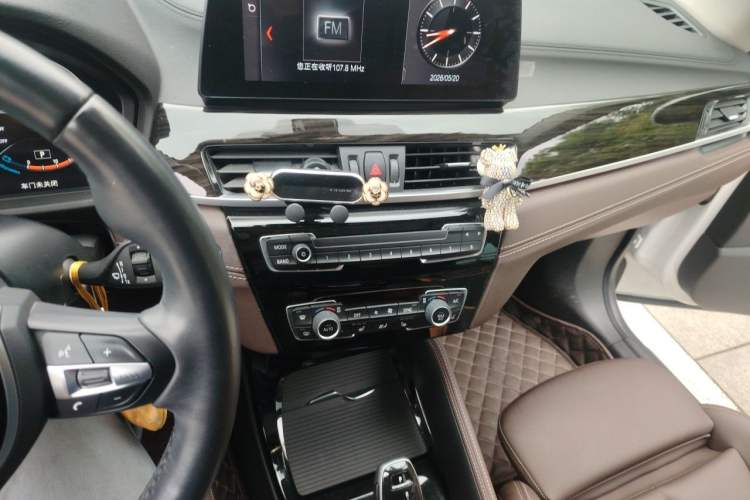 Used BMW X1 2021 xDrive25Li Luxury Model Audio And AC Panel