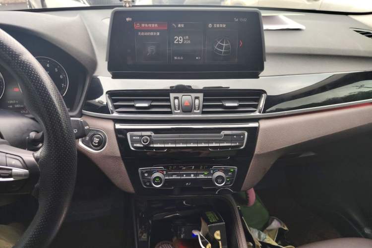 Used BMW X1 2021 Restyled sDrive20Li Premium Edition Audio And AC Panel