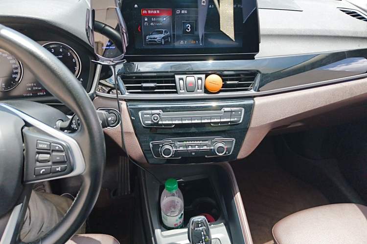 Used BMW X1 2021 sDrive20Li Fashion Model Audio And AC Panel