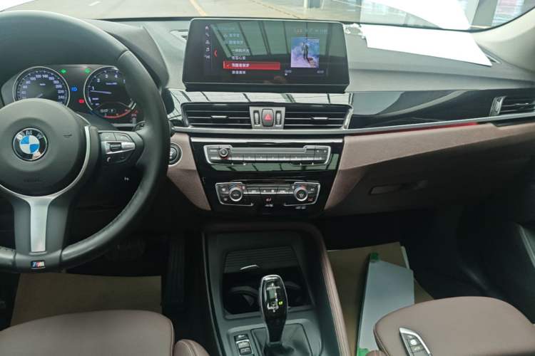 Used BMW X1 2021 Restyled sDrive25Li Leading Edition Audio And AC Panel