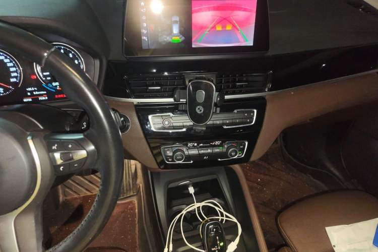 Used BMW X1 2021 Restyled sDrive25Li Leading Edition Audio And AC Panel