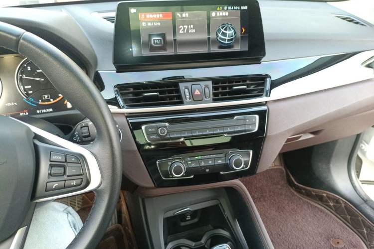 Used BMW X1 2021 Restyled sDrive20Li Fashion Version Audio And AC Panel
