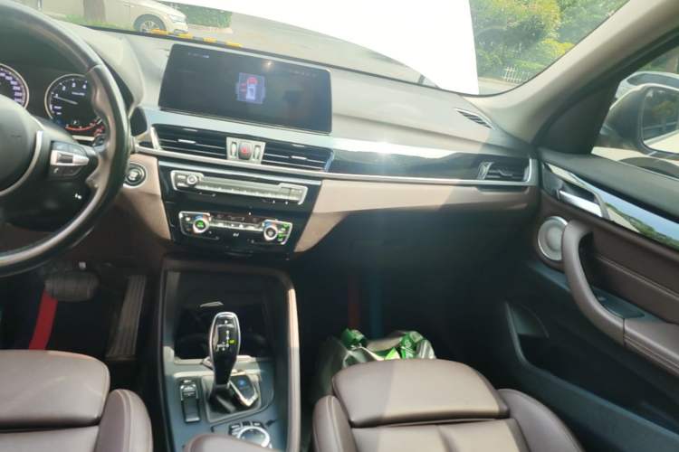 Used BMW X1 2021 Restyled sDrive25Li Leading Edition Audio And AC Panel