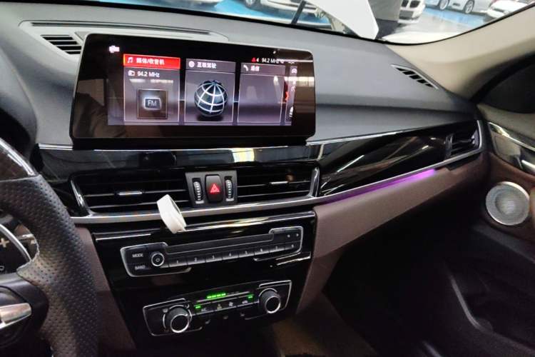 Used BMW X1 2021 sDrive20Li Fashion Model Audio And AC Panel