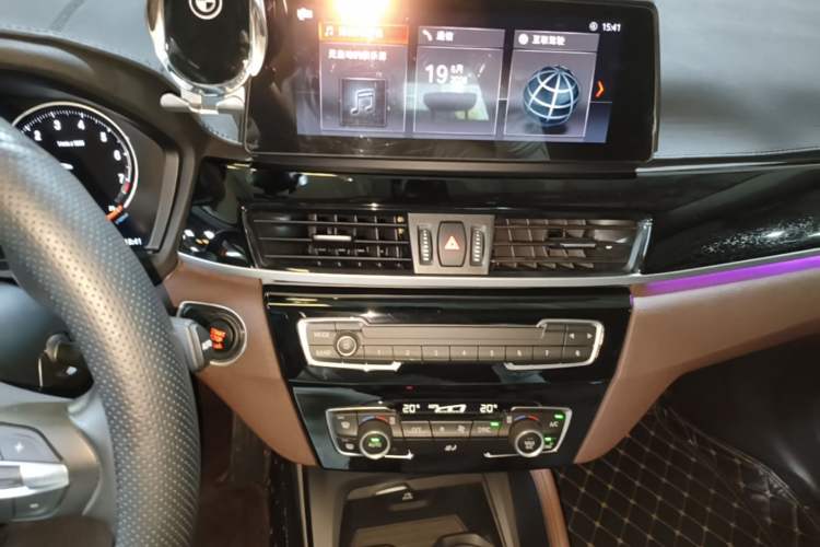 Used BMW X1 2021 Restyled sDrive25Li Leading Edition Audio And AC Panel