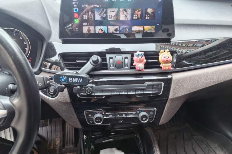 Used BMW X1 2021 sDrive20Li Premium Edition Audio And AC Panel