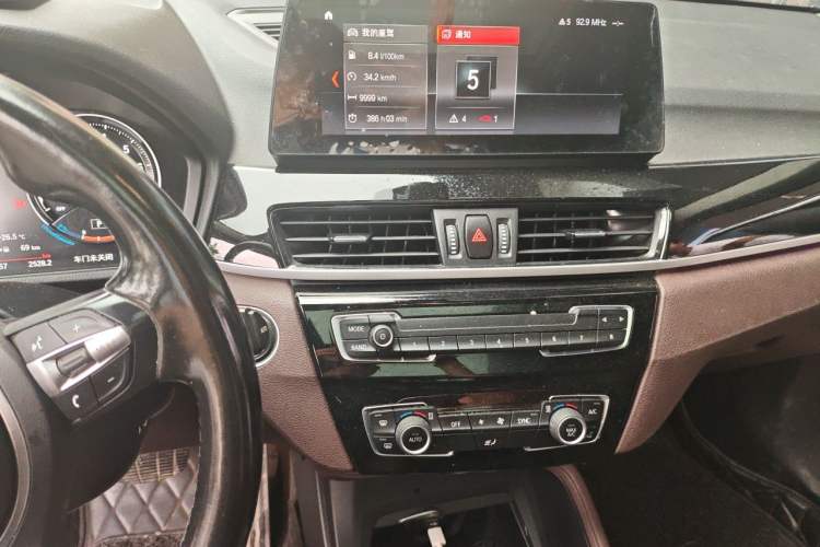 Used BMW X1 2021 Restyled sDrive25Li Leading Edition Audio And AC Panel