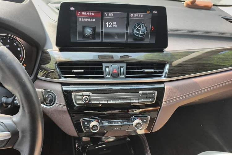 Used BMW X1 2021 xDrive25Li Luxury Model Audio And AC Panel