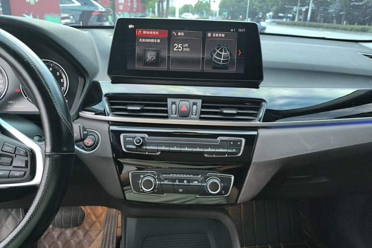 Used BMW X1 2021 Restyled sDrive20Li Fashion Version Audio And AC Panel