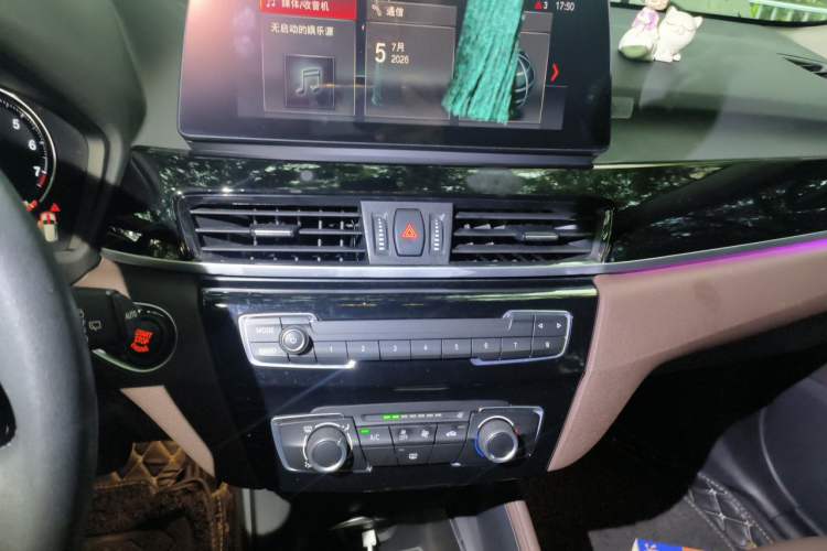 Used BMW X1 2021 sDrive20Li Fashion Model Audio And AC Panel