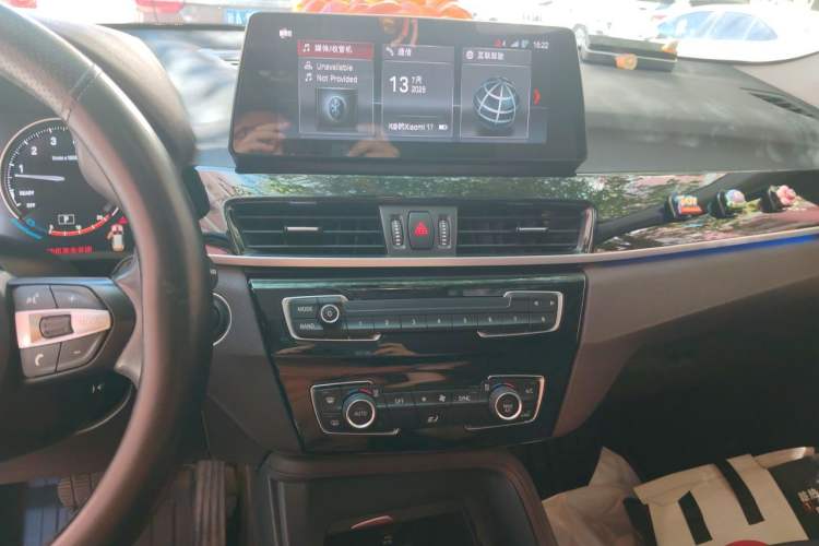 Used BMW X1 2021 Restyled sDrive25Li Leading Edition Audio And AC Panel